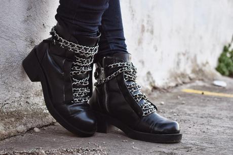 Mira más adentro Mira más adentro