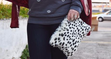 Mira más adentro Mira más adentro