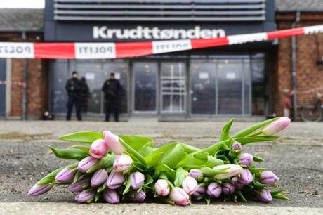 Europa sufre y se envejece: En Ucrania no llega el alto el fuego total; Grecia se rebela en el cumplimiento de sus obligaciones; En Dinamarca golpea el terrorismo pro islámico.- “El que juega con fuego siempre sale quemado” Europa sufre y se envejece: En Ucrania no llega el alto el fuego total; Grecia se rebela en el cumplimiento de sus obligaciones; En Dinamarca golpea el terrorismo pro islámico.- “El que juega con fuego siempre sale quemado”