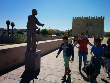 Primer Día de Viaje: Mezquita de Córdoba y Zoológico Primer Día de Viaje: Mezquita de Córdoba y Zoológico