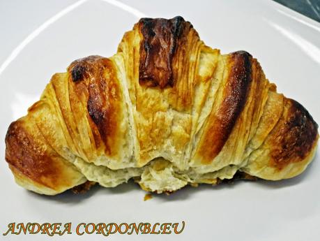 CROISSANTS (RECETA DE XAVIER BARRIGA). BOLLERÍA HOJALDRADA.