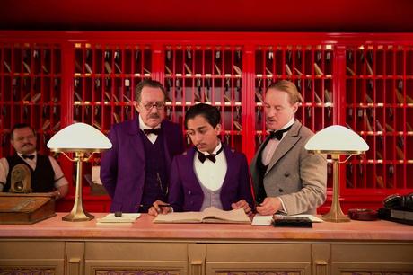 Unos premios Óscar de libro foto tony revolori en el gran hotel budapest 885 1024x682 Unos premios Óscar de libro