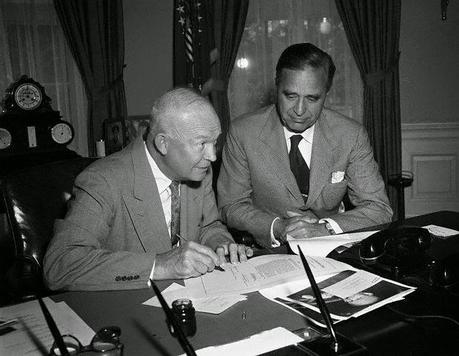 PRESCOTT BUSH AYUDO AL ASCENSO DE ADOLF HITLER PRESCOTT BUSH AYUDO AL ASCENSO DE ADOLF HITLER
