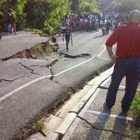 Temblor de tierra hizo daño en el norte de RD. Temblor de tierra hizo daño en el norte de RD.