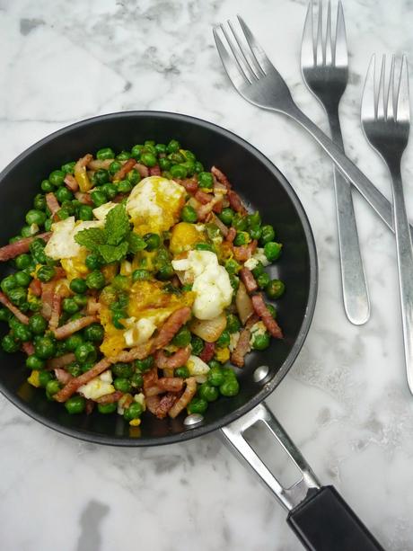 Guisantes con bacon y huevo Guisantes con bacon y huevo