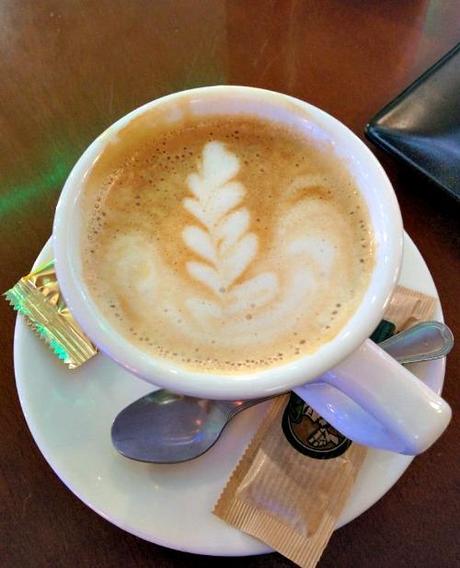 Vuelta a los placeres de la vida Café en el Plaza