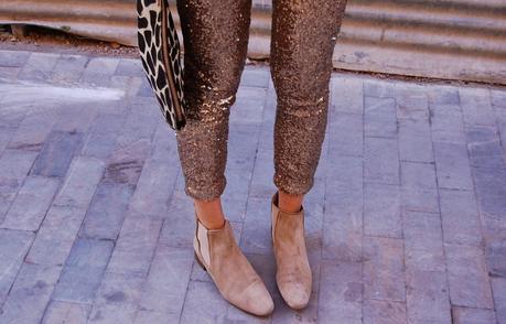 pAILLETTES + pRINT + fLÚOR #nOUNIFORMES pAILLETTES + pRINT + fLÚOR #nOUNIFORMES