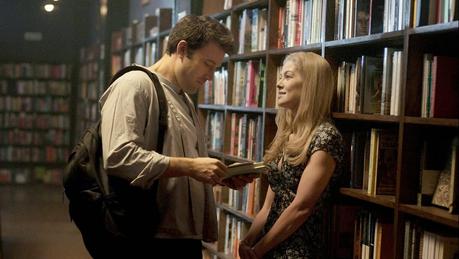 Perdida - Ben Affleck (Nick Dunne) y Rosamund Pike (Amy Dunne)