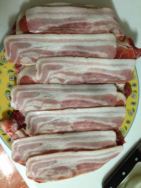 Roti de cerdo relleno asado Roti de cerdo relleno asado