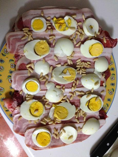 Roti de cerdo relleno asado Roti de cerdo relleno asado