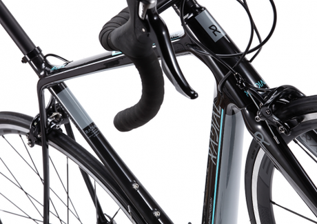 Radial Revere Carbon 1.1, interesante oferta en fibra de carbono de una firma británica en venta directa reverecarbongblack11_3-900x900