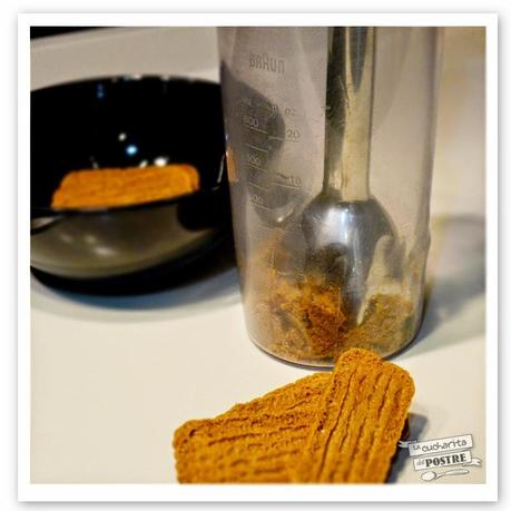 TARTA DE QUESO DE CARAMELO SALADO Y SPECULOOS / SALTED CARAMEL AND SPECULOOS CHEESECAKE TARTA DE QUESO DE CARAMELO SALADO Y SPECULOOS / SALTED CARAMEL AND SPECULOOS CHEESECAKE