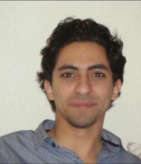 Arabia Saudí vuelve a posponer los latigazos a que condenó al bloguero Raif Badawi