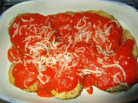 MERLUZA CON SALSA DE PIQUILLOS MERLUZA CON SALSA DE PIQUILLOS