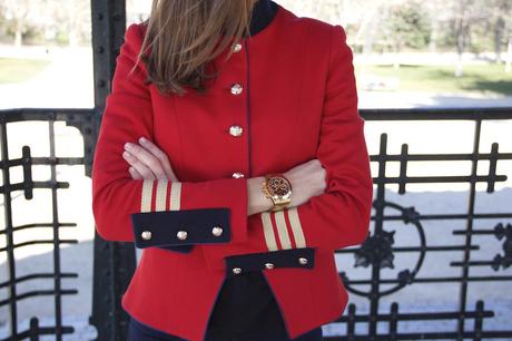 Working girl in red IMG_2652