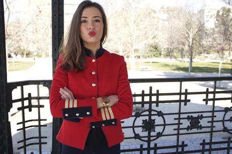 Working girl in red IMG_2655