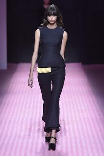 Mary Katrantzou se opone al minimal clásico para su próxima colección. Mary Katrantzou se opone al minimal clásico para su próxima colección.