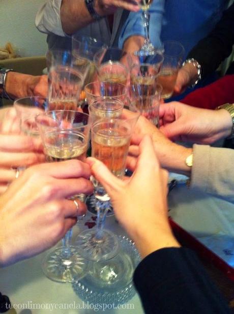 HOY COMPARTIMOS: UN DIA PERFECTO HOY COMPARTIMOS: UN DIA PERFECTO