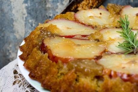 VACACIONES EN EL CAMPO: POLENTA Y TOMATES ASADOS AL DISCO Y TARTA INVERTIDA DE PERAS **2DA PARTE**