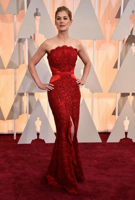 Y el Oscar 2015 a la más elegante de la alfombra roja es para...