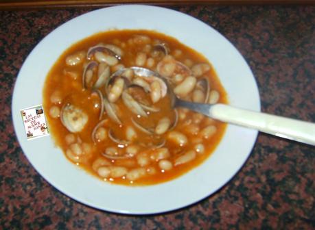 ALUBIAS CON ALMEJAS EN OLLA ERIKA Y A MODO TRADICIONAL ALUBIAS CON ALMEJAS EN OLLA ERIKA Y A MODO TRADICIONAL