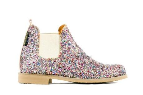 Se alza el telón del zapato inglés (y por última vez) para Neon Boots Botas de Neon Boots con brillantina (glitter)