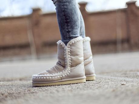 street style barbara crespo white beanie mou boots hakei bag fashion blogger outfit blog de moda