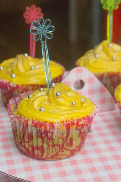 Cupcakes campanilla de pera, nutella y limón Cupcakes campanilla de pera, nutella y limón