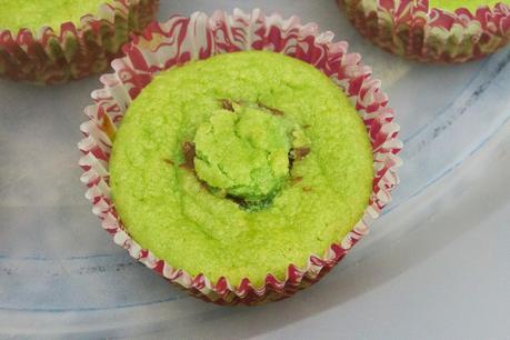 Cupcakes campanilla de pera, nutella y limón Cupcakes campanilla de pera, nutella y limón