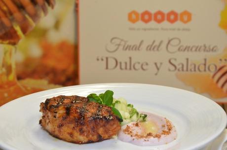 RECETA CON MIEL DA ‘DULCE’ PREMIO A UN AFORTUNADO ESTUDIANTE DE GASTRONOMIA Chuletas de Cerdo con Salsa Harissa Picante y Relish de Menta y Pepino