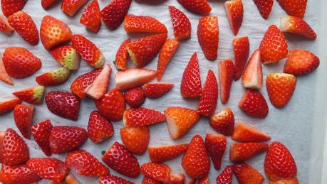 Yogur helado de fresa instantáneo sanisisísimo Yogur helado de fresa instantáneo sanisisísimo