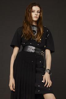 McQ de Alexander McQueen presenta su nueva colección. McQ de Alexander McQueen presenta su nueva colección.