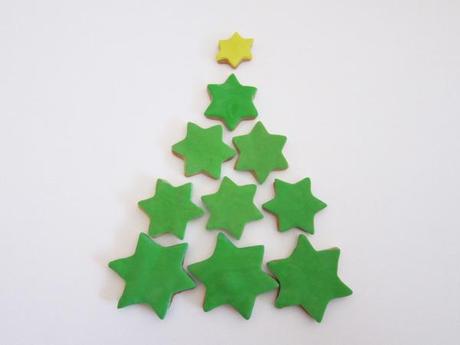 Árbol de Navidad de galletas con fondant IMG_0313