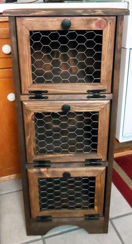 Colocando patatas y cebollas... Colocando patatas y cebollas...