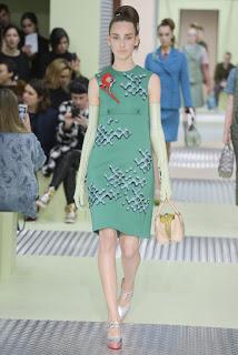 Prada se llena de color para el otoño Prada se llena de color para el otoño