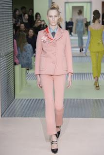 Prada se llena de color para el otoño Prada se llena de color para el otoño