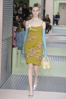 Prada se llena de color para el otoño Prada se llena de color para el otoño