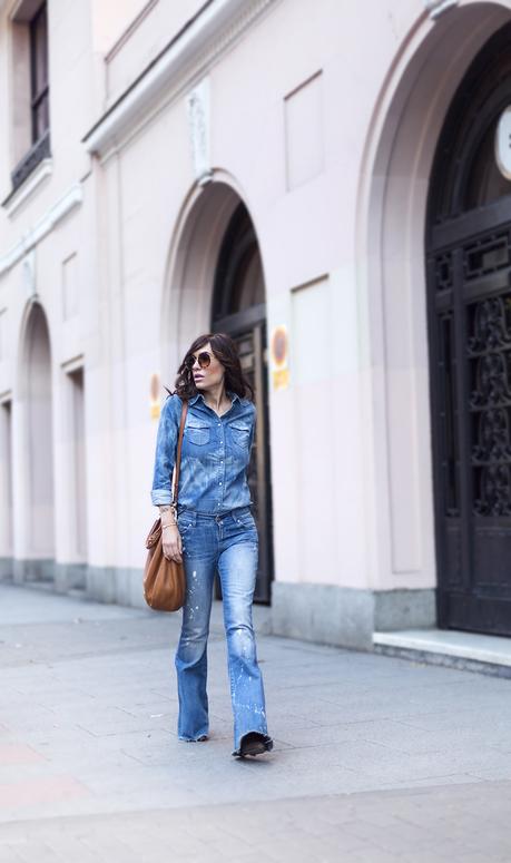 street style barbara crespo flared victoria beckham denim jeans marc by marc jacobs bag fashion blogger outfit blog de moda street style barbara crespo flared victoria beckham denim jeans marc by marc jacobs bag fashion blogger outfit blog de moda