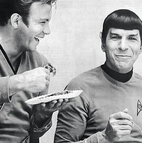 Larga vida y prosperidad,Mr.Spock