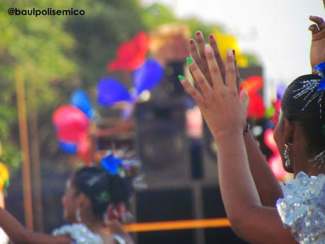 Si las manos hablaran... Si las manos hablaran...