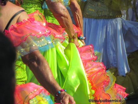 Si las manos hablaran... Si las manos hablaran...