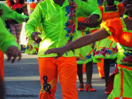 Si las manos hablaran... Si las manos hablaran...