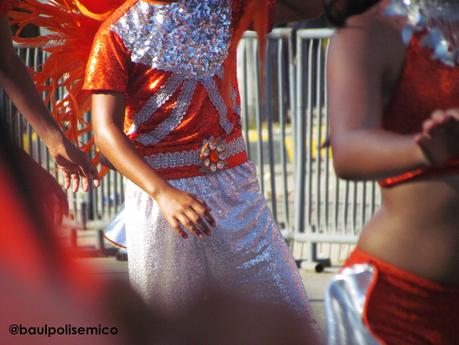 Si las manos hablaran... Si las manos hablaran...