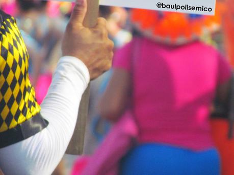 Si las manos hablaran... Si las manos hablaran...