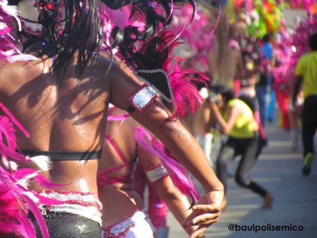 Si las manos hablaran... Si las manos hablaran...