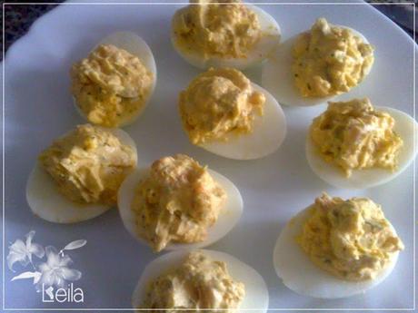 Huevos rellenos de dos maneras Huevos rellenos de dos maneras