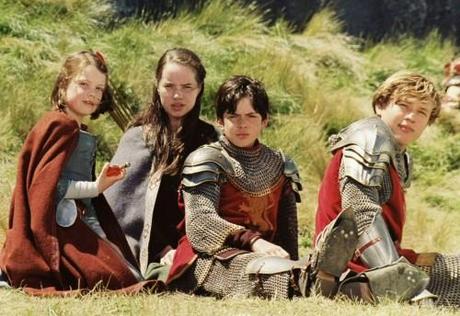 Reseña: Las Crónicas de Narnia: El León, la Bruja y el Armario Reseña: Las Crónicas de Narnia: El León, la Bruja y el Armario