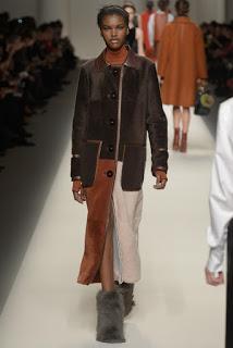 FENDI elije las formas geométricas para el próximo otoño FENDI elije las formas geométricas para el próximo otoño