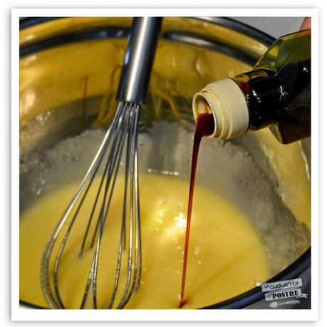 CUPCAKES DE TOMATE CARAMELIZADO Y PIÑONES / PINE NUTS AND CARAMELIZED TOMATO CUPCAKES CUPCAKES DE TOMATE CARAMELIZADO Y PIÑONES / PINE NUTS AND CARAMELIZED TOMATO CUPCAKES