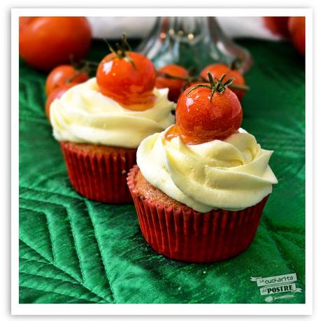 CUPCAKES DE TOMATE CARAMELIZADO Y PIÑONES / PINE NUTS AND CARAMELIZED TOMATO CUPCAKES CUPCAKES DE TOMATE CARAMELIZADO Y PIÑONES / PINE NUTS AND CARAMELIZED TOMATO CUPCAKES